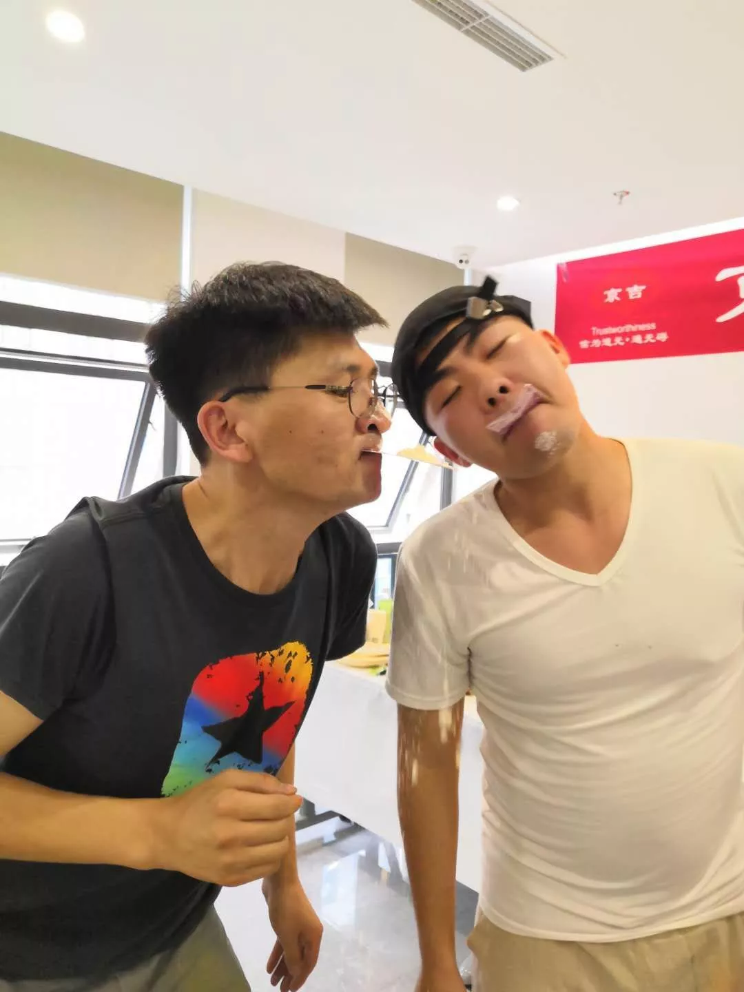 日韩丰满少妇无码内射