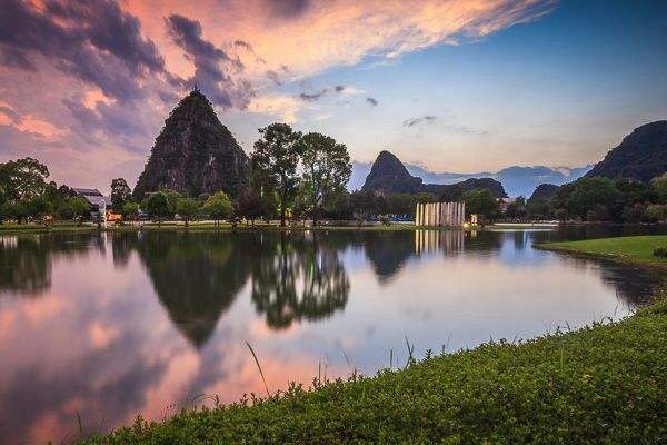 日韩丰满少妇无码内射