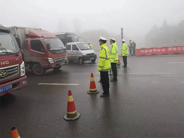 日韩丰满少妇无码内射